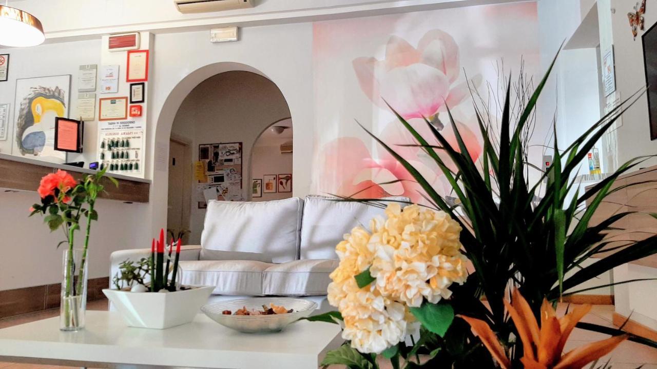 Hotel Amalfi Rimini Exteriör bild