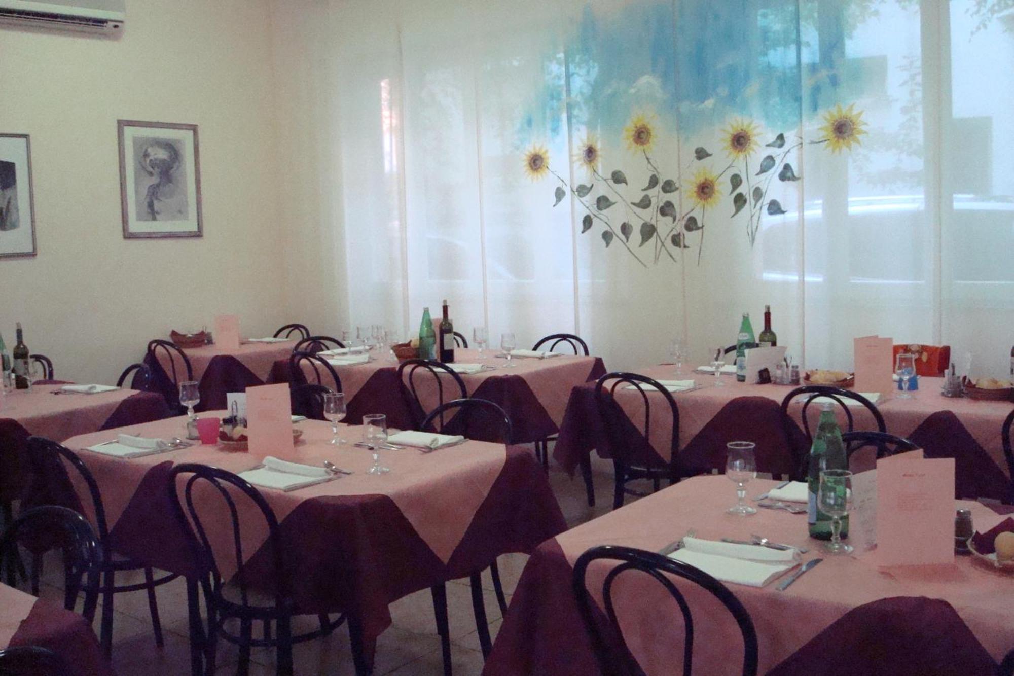 Hotel Amalfi Rimini Exteriör bild